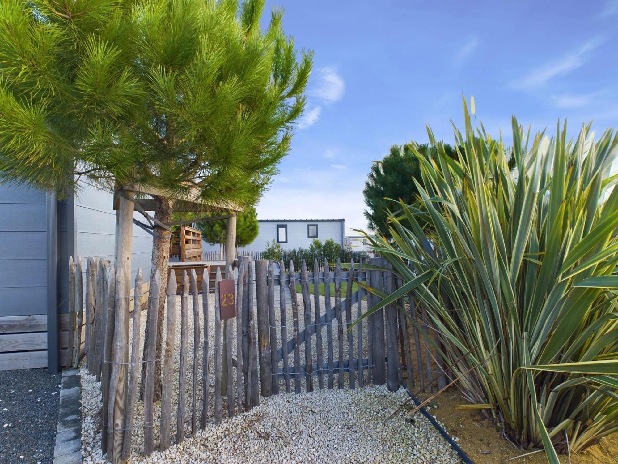Beau Chalet Pour 4 Pers - Acces Piscine Chauffee Brétignolles-sur-Mer Εξωτερικό φωτογραφία